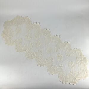 Vintage Ivory Lace Floral Table Runner 34x11 Scalloped Edges Doily Style Decor